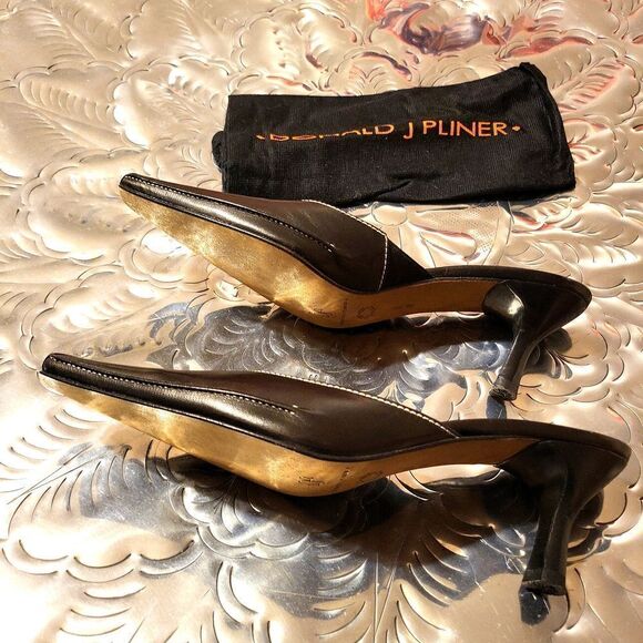 Black authentic Donald j pliner  heeled mules! Size 8 N - Picture 6 of 8
